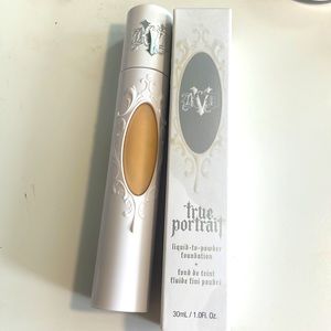 Kat Von D True Portrait Liquid-to-powder Foundation